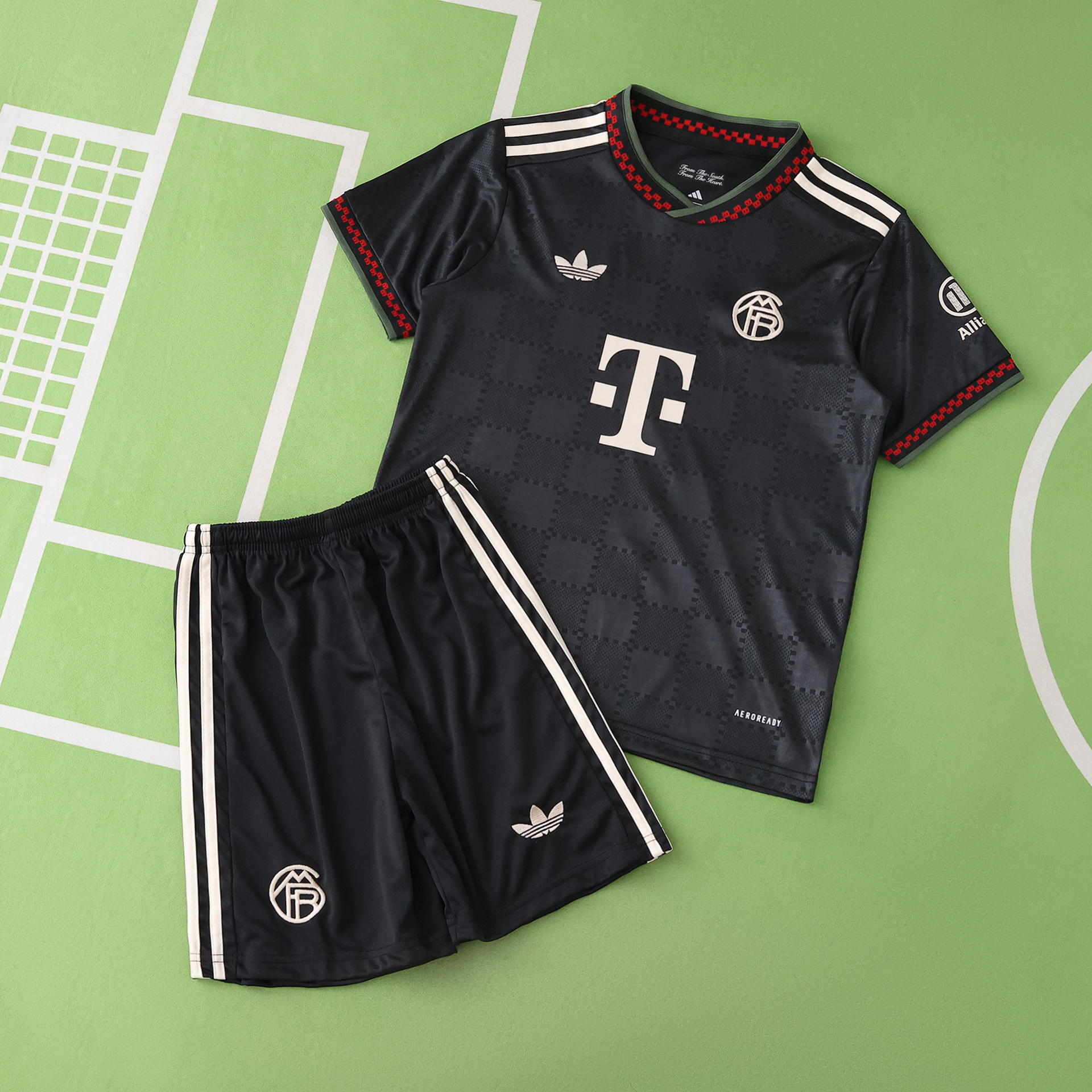 BAYERN THIRD 25-26